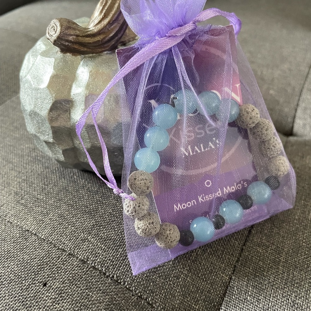 Handmade gemstone bracelets - Picture 3 of 3